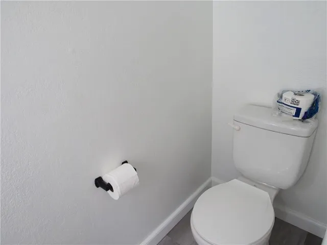 $285,000 | 2404 Albert Lee Avenue, Sedalia, MO 65301