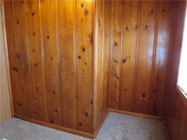 $285,000 | 2404 Albert Lee Avenue, Sedalia, MO 65301