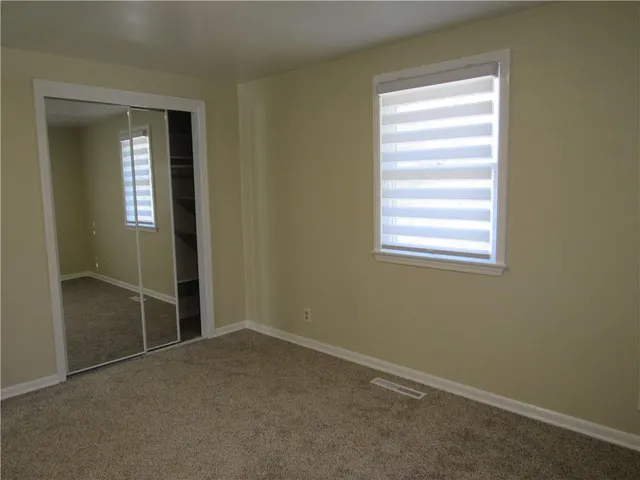 $285,000 | 2404 Albert Lee Avenue, Sedalia, MO 65301