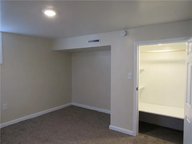 $285,000 | 2404 Albert Lee Avenue, Sedalia, MO 65301