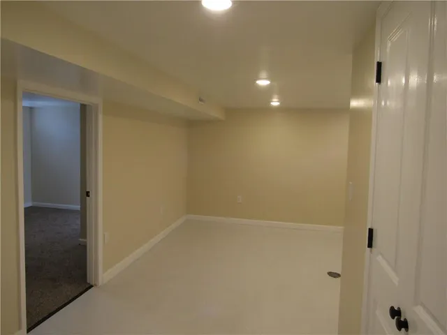 $285,000 | 2404 Albert Lee Avenue, Sedalia, MO 65301