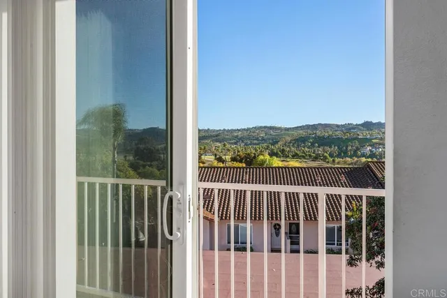 $429,000 | 31916 Del Cielo Este, Unit 6, Bonsall, CA 92003