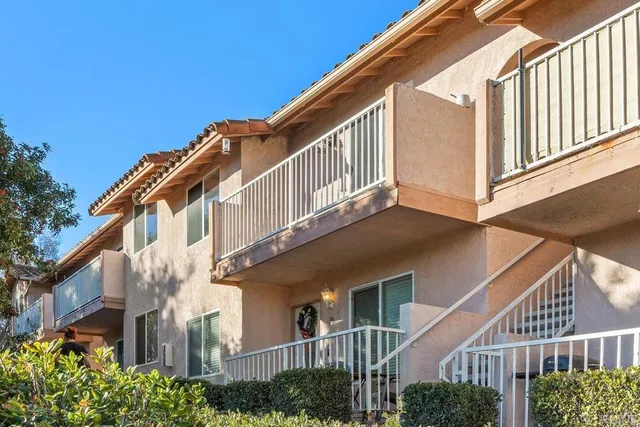 $429,000 | 31916 Del Cielo Este, Unit 6, Bonsall, CA 92003