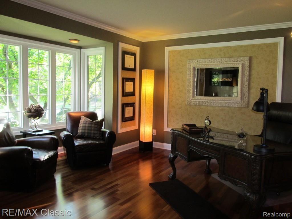 36755 Chesapeake Road Farmington, MI 48335 - Photo 5 of 36 UNADJUSTEDNONRAW_thumb_4a21.jpg