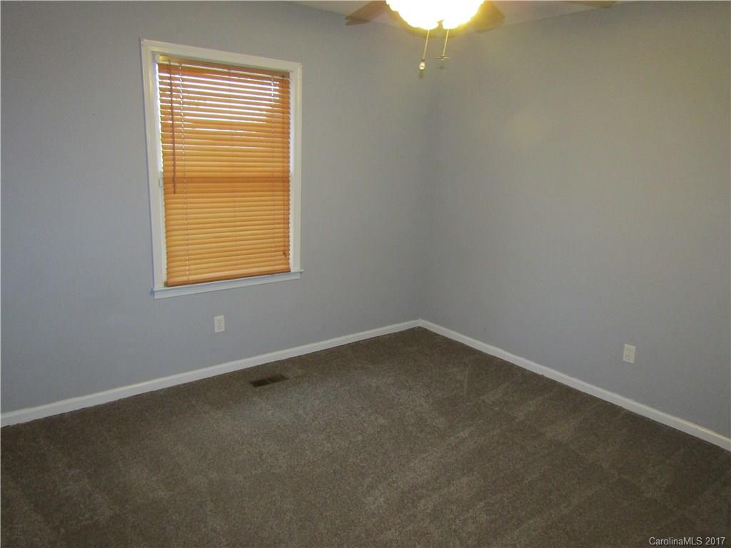 326 Countryside Road Kings Mountain, NC 28086 - Photo 8 of 15 Gallery Image 8