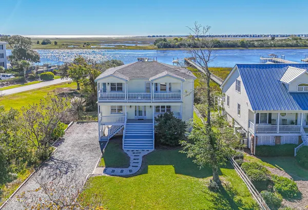 $995,000 | 726 Waterway Drive, Sunset Beach, NC 28468