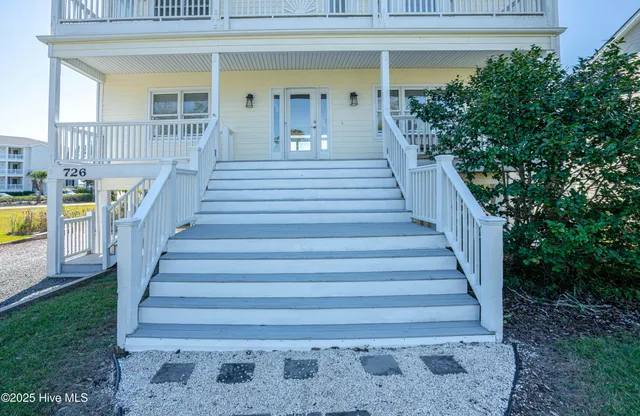 $1,160,000 | 726 Waterway Drive, Sunset Beach, NC 28468