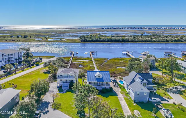 $1,160,000 | 726 Waterway Drive, Sunset Beach, NC 28468