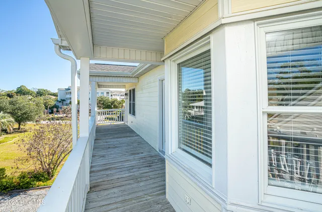 $1,160,000 | 726 Waterway Drive, Sunset Beach, NC 28468