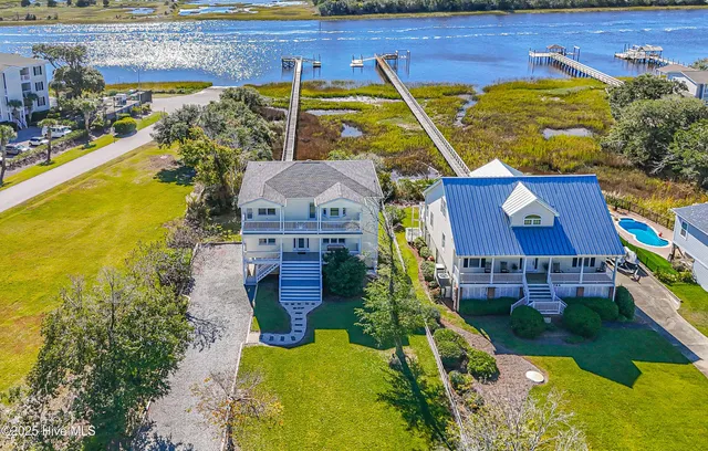 $1,160,000 | 726 Waterway Drive, Sunset Beach, NC 28468