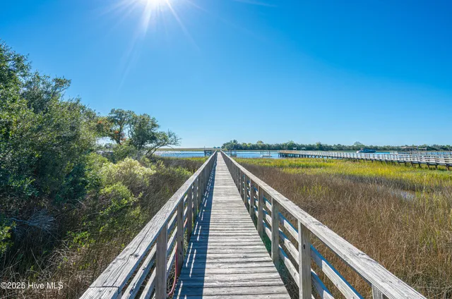 $1,160,000 | 726 Waterway Drive, Sunset Beach, NC 28468