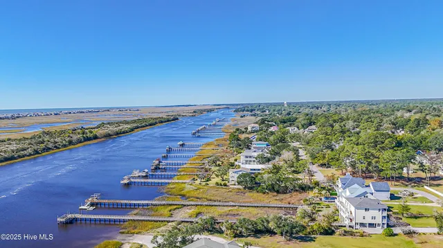 $1,160,000 | 726 Waterway Drive, Sunset Beach, NC 28468