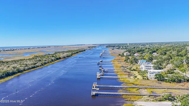 $1,160,000 | 726 Waterway Drive, Sunset Beach, NC 28468