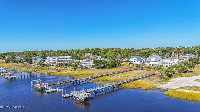 $1,160,000 | 726 Waterway Drive, Sunset Beach, NC 28468