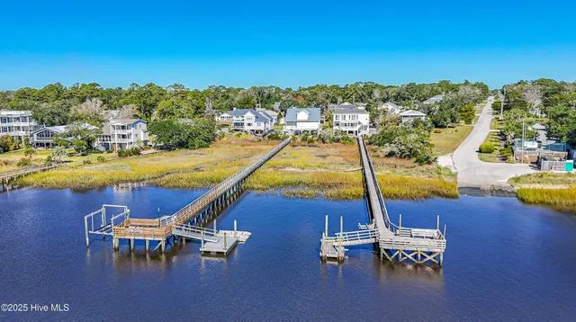 $1,160,000 | 726 Waterway Drive, Sunset Beach, NC 28468