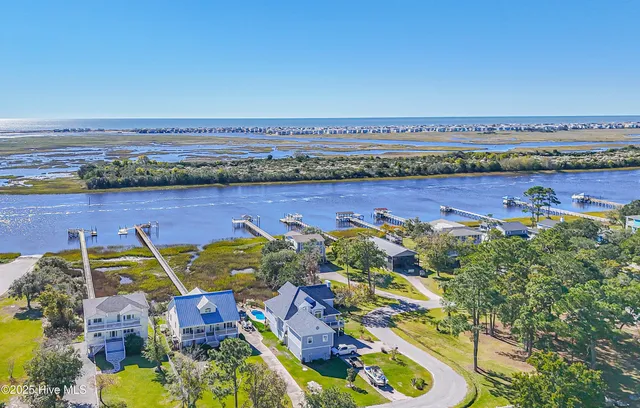$1,160,000 | 726 Waterway Drive, Sunset Beach, NC 28468