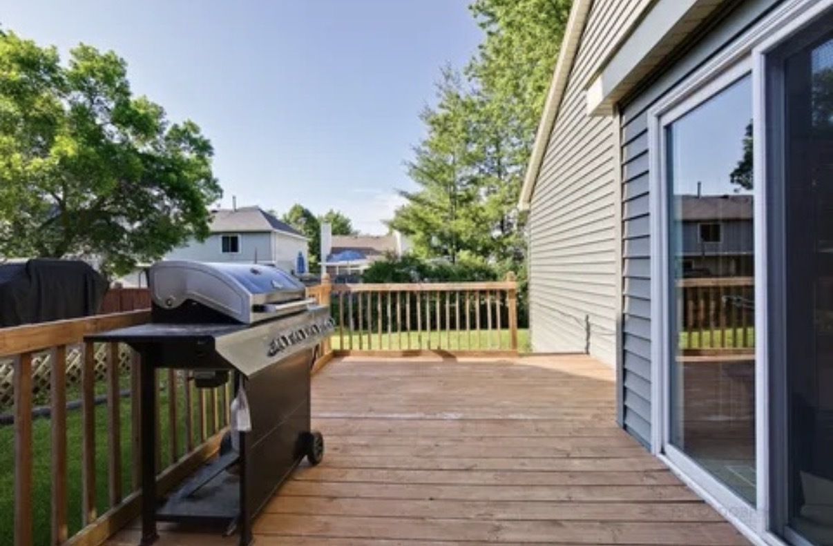 118 Bedford Road Mundelein, IL 60060 - Photo 13 of 14