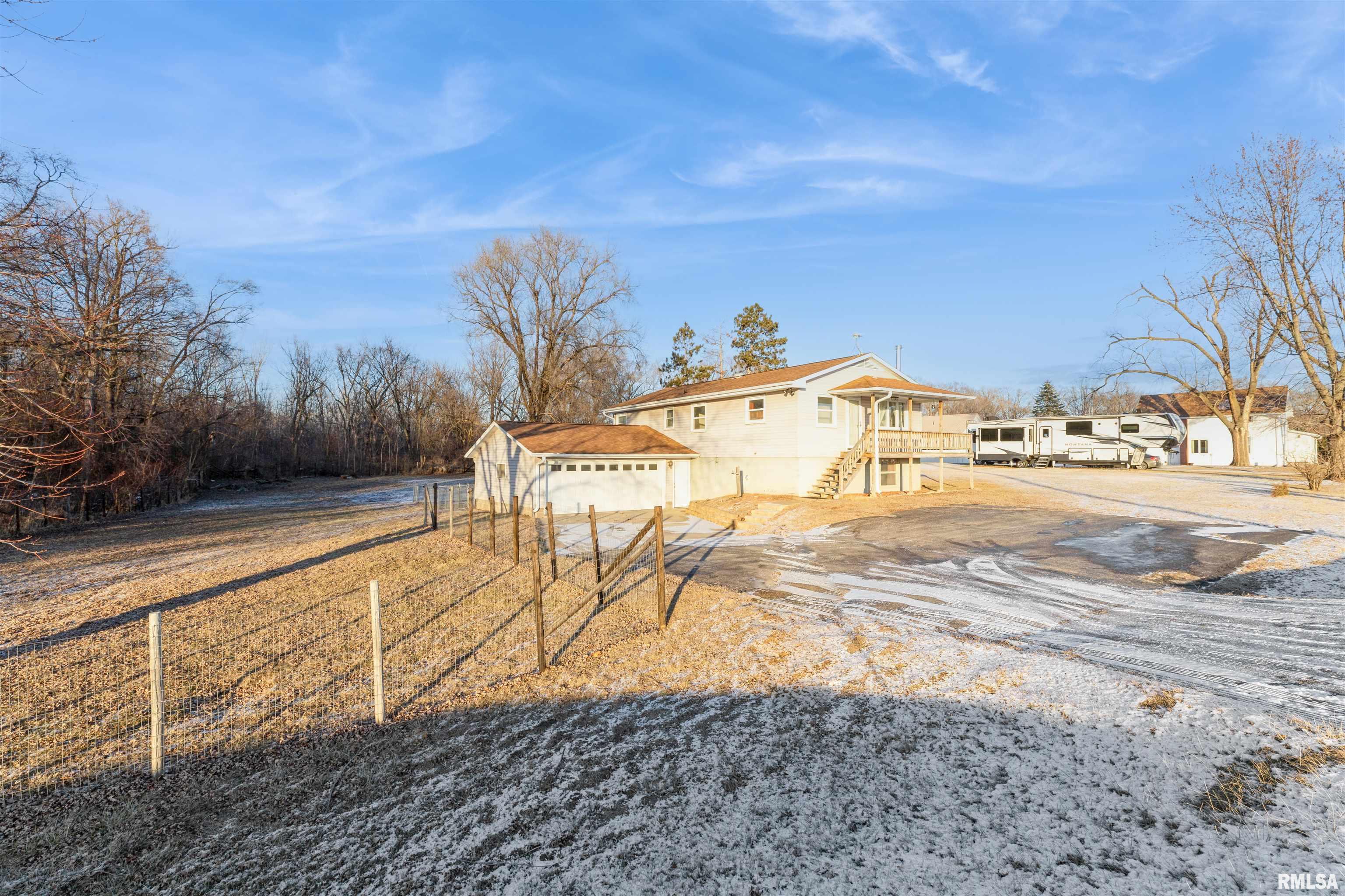 5876 Fulton Road Fulton, IL 61252 - Photo 15 of 21