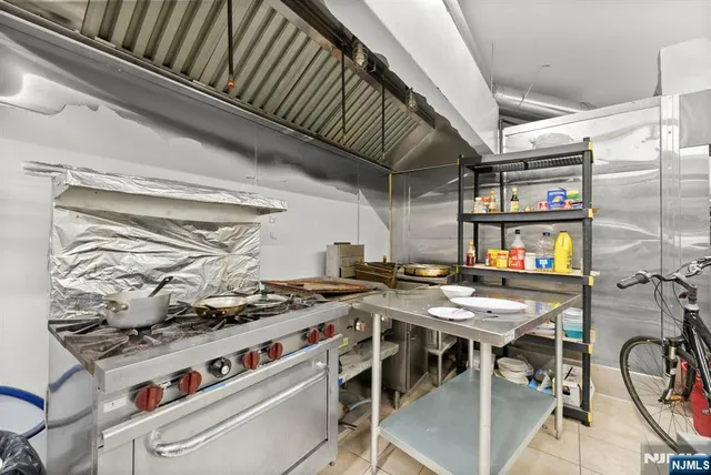 $875,000 | 67 Broadway, Newark, NJ 07104