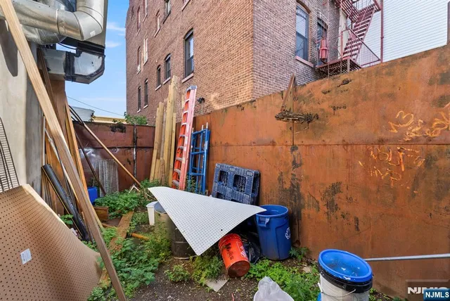 $875,000 | 67 Broadway, Newark, NJ 07104