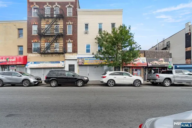 $875,000 | 67 Broadway, Newark, NJ 07104