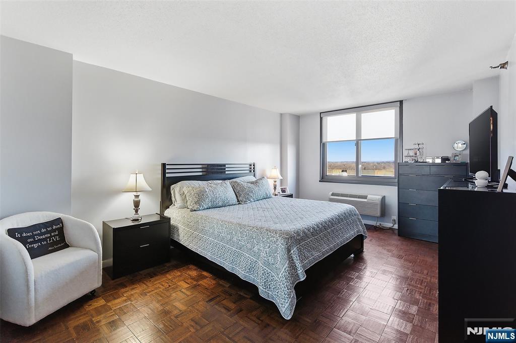 326 Prospect Avenue, Unit 11E Hackensack, NJ 07601 - Photo 13 of 21