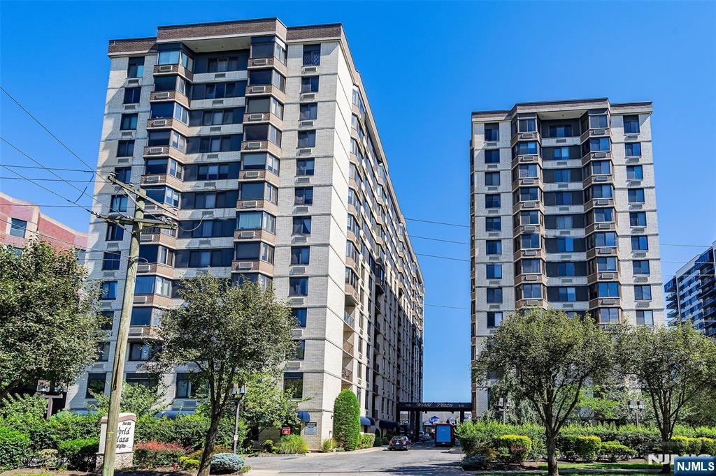 326 Prospect Avenue, Unit 11E Hackensack, NJ 07601 - Photo 2 of 21