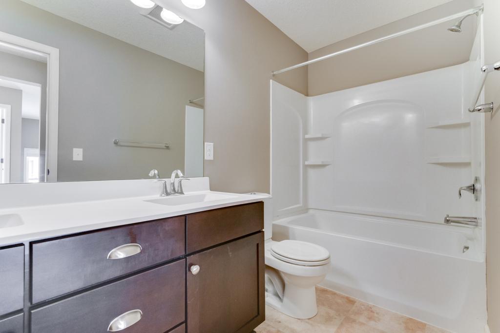 3407 Ridgestone Way Woodbury, MN 55129 - Photo 19 of 25