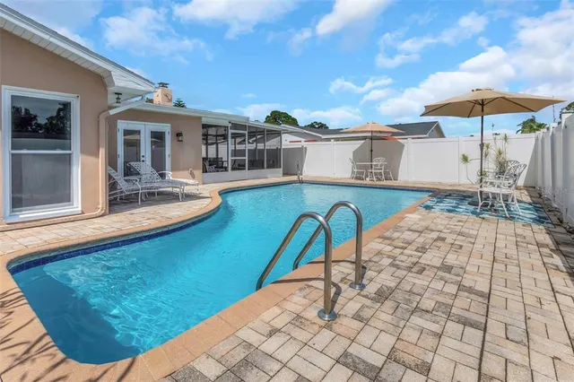 $550,000 | 10909 127th Avenue North, Largo, FL 33778