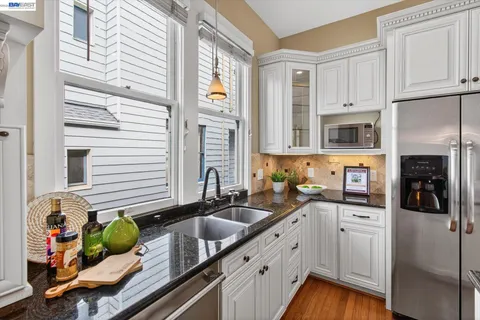 $1,855,000 | 2214 Clinton Avenue, Alameda, CA 94501