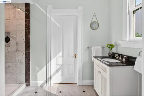 $1,855,000 | 2214 Clinton Avenue, Alameda, CA 94501