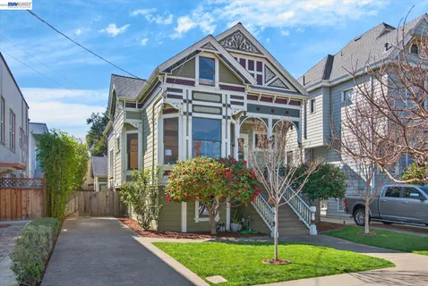 $1,855,000 | 2214 Clinton Avenue, Alameda, CA 94501