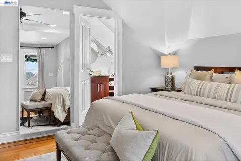 $1,855,000 | 2214 Clinton Avenue, Alameda, CA 94501