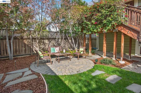 $1,855,000 | 2214 Clinton Avenue, Alameda, CA 94501