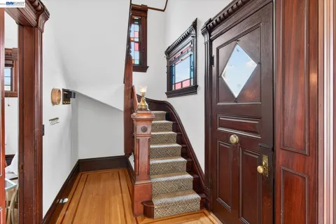 $1,855,000 | 2214 Clinton Avenue, Alameda, CA 94501