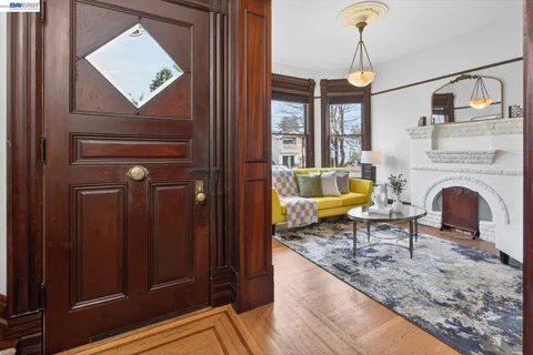 $1,855,000 | 2214 Clinton Avenue, Alameda, CA 94501