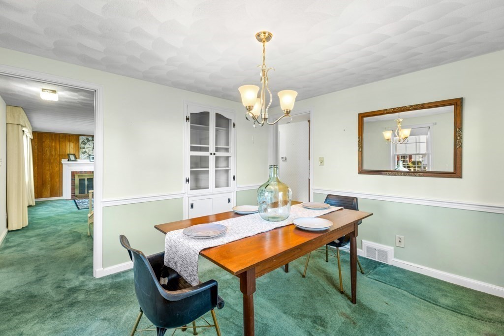 51 Elmcrest Road Wakefield, MA 01880 - Photo 13 of 41 Gallery Image 13