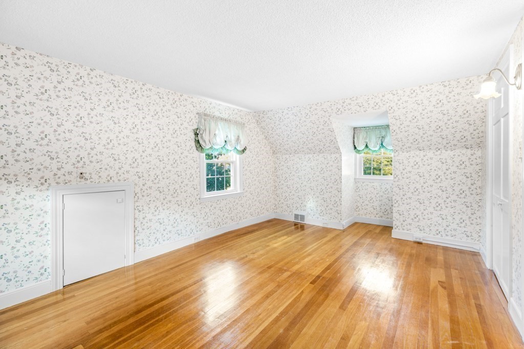 51 Elmcrest Road Wakefield, MA 01880 - Photo 28 of 41 Gallery Image 28