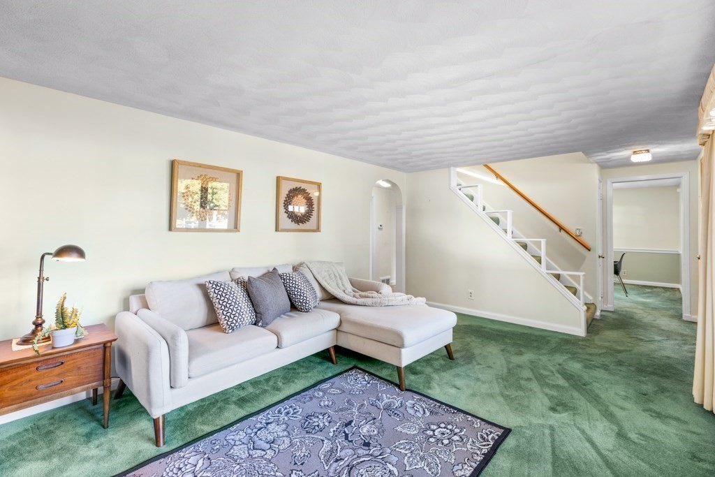 51 Elmcrest Road Wakefield, MA 01880 - Photo 10 of 41 Gallery Image 10