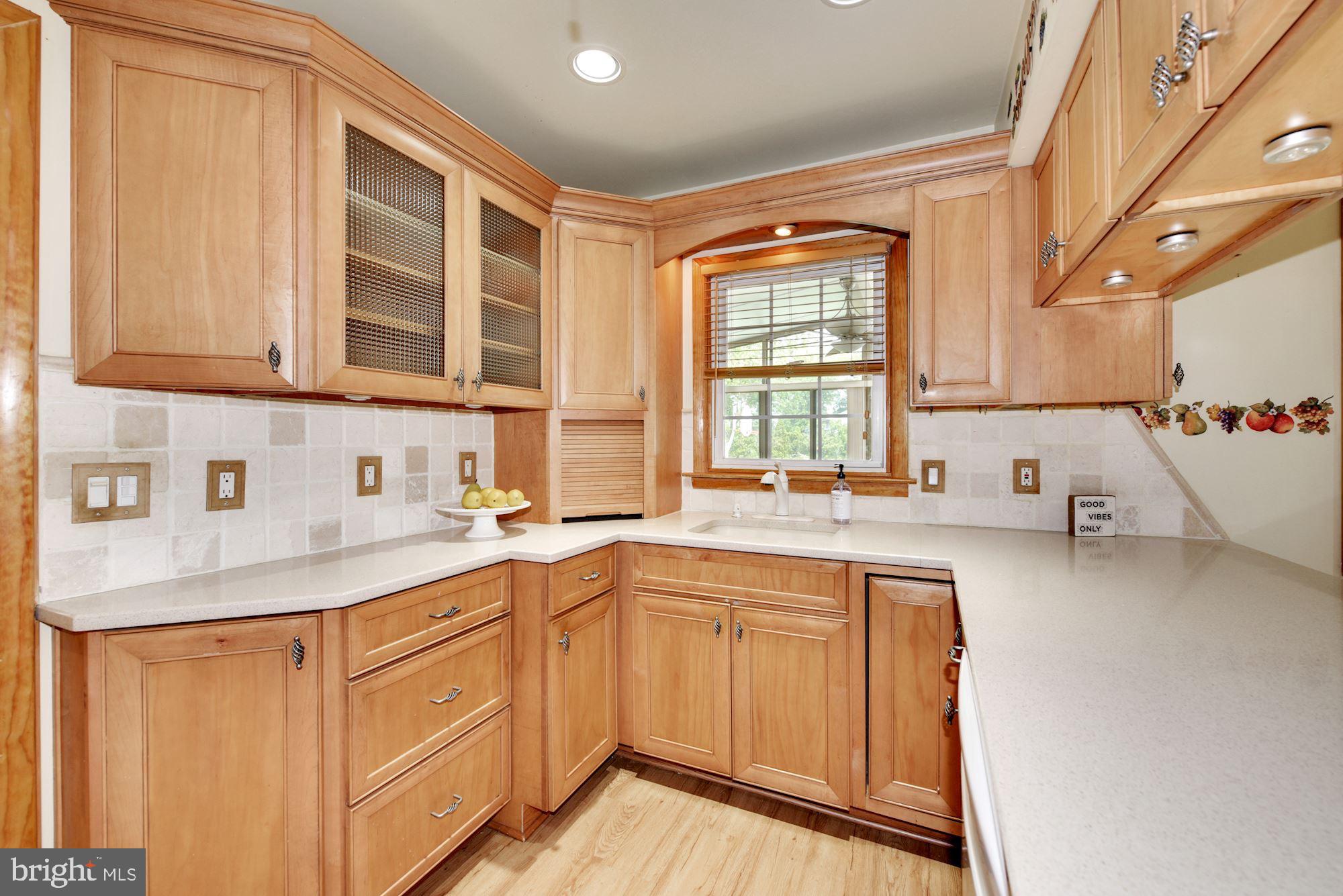 719 Rancocas Avenue Riverside, NJ 08075 - Photo 8 of 25