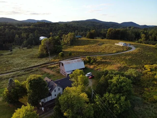 $385,000 | 852 Pollander Road, Cambridge, VT 05464