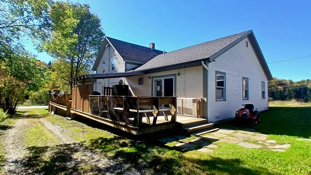 $385,000 | 852 Pollander Road, Cambridge, VT 05464