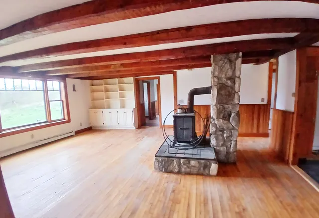 $385,000 | 852 Pollander Road, Cambridge, VT 05464