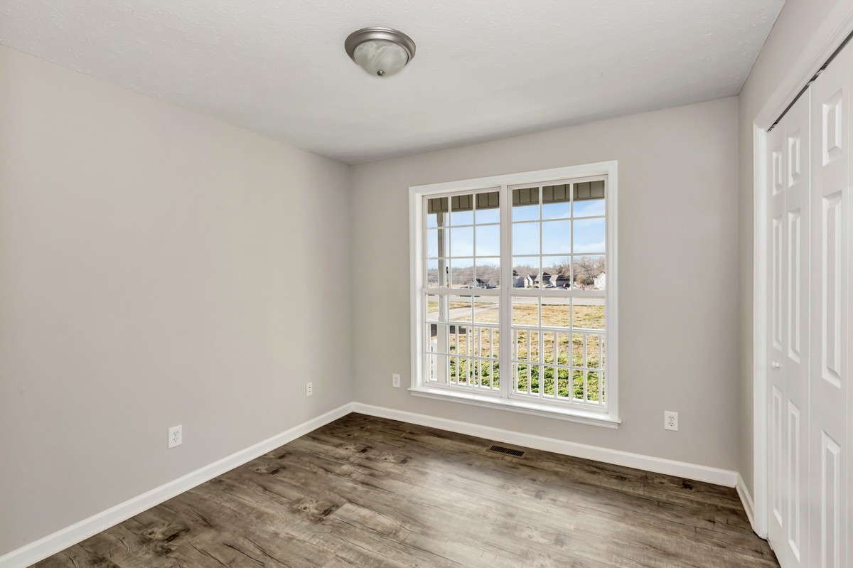 244 East Prospect Road Fayetteville, TN 37334 - Photo 15 of 24 an empty room with windows