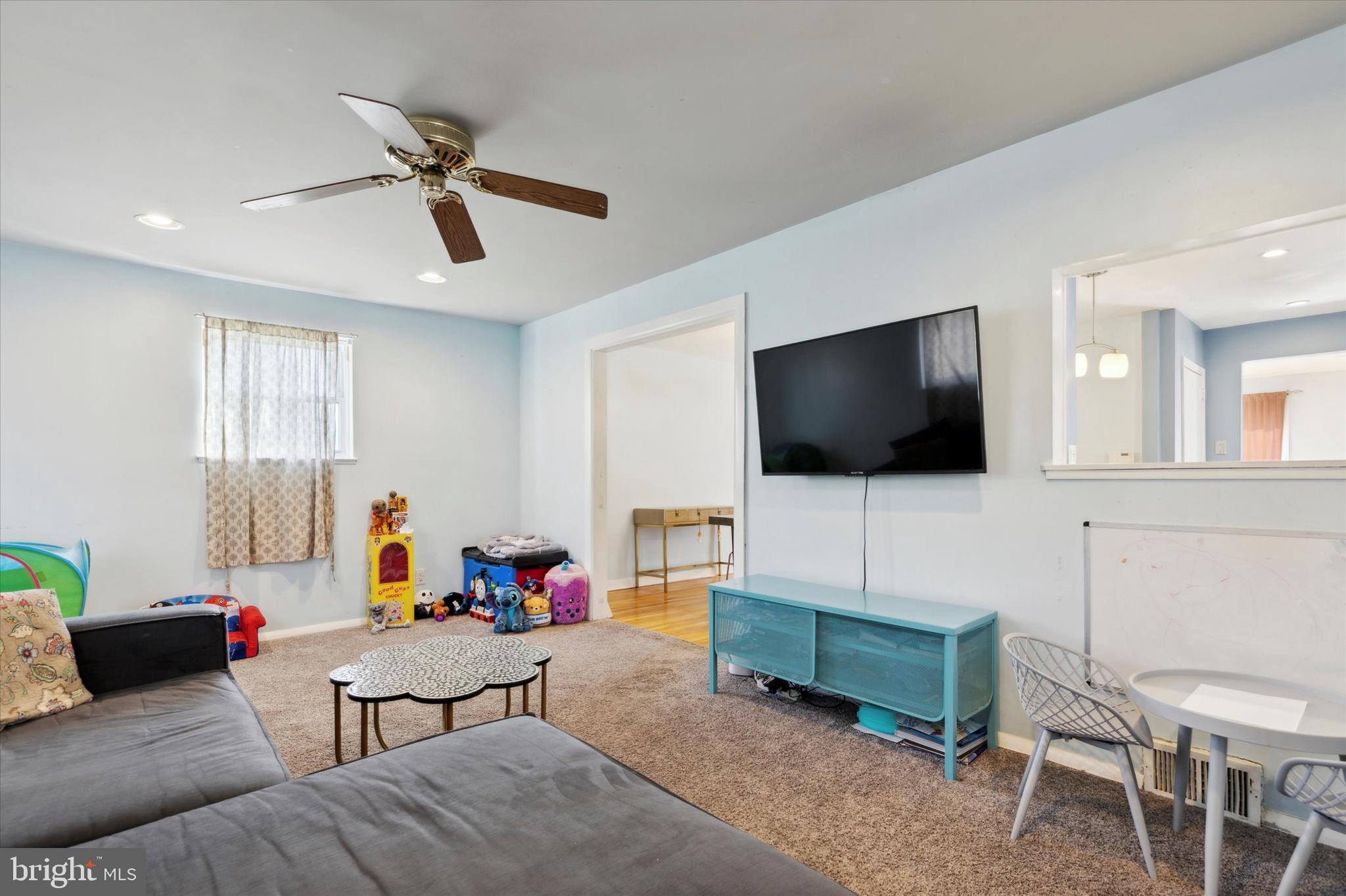 125 Lewis Road Havertown, PA 19083 - Photo 14 of 34