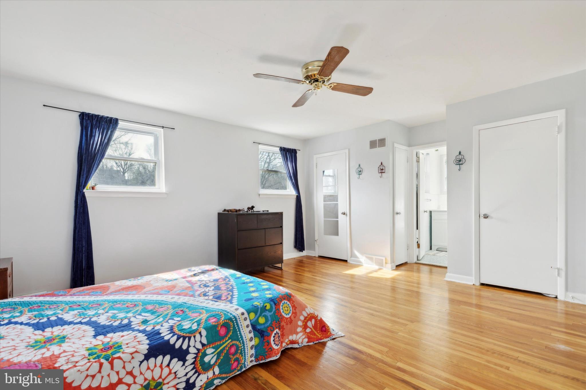 125 Lewis Road Havertown, PA 19083 - Photo 18 of 34