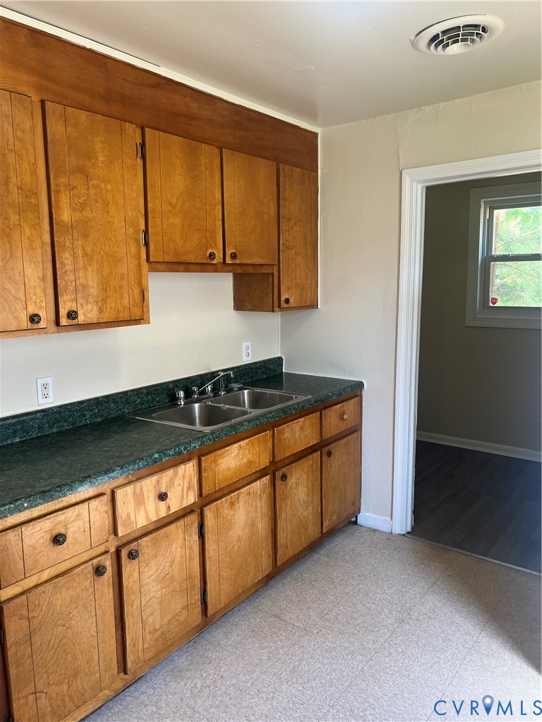 2107 Johnson Street Hopewell, VA 23860 - Photo 11 of 13