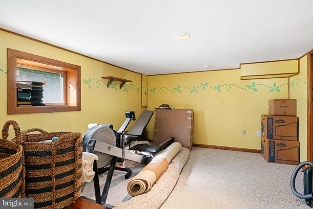 a view of entryway with a small space