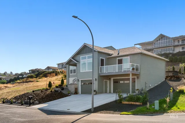 $619,900 | 454 Valley Vista Boulevard, Lewiston, ID 83501
