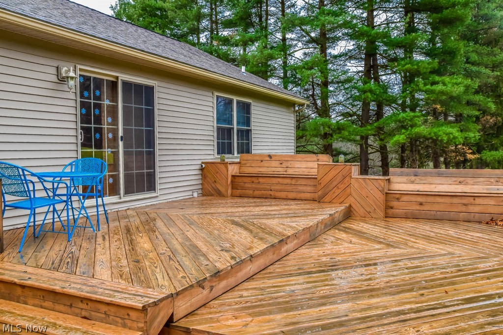 7130 Canal Road Northeast Dover, OH 44622 - Photo 24 of 30 Tiered deck